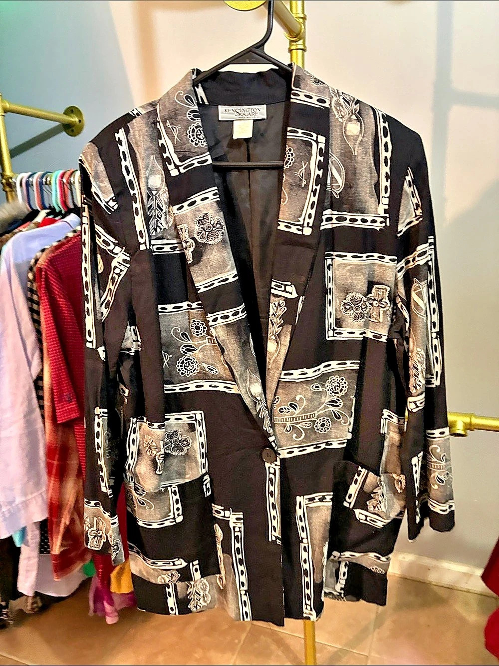 Kennington Square Paisley Blazer in Black & White Size 10